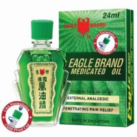 Dầu Gió Nước Xanh Mỹ Eagle Brand Medicated Oil - 24ml